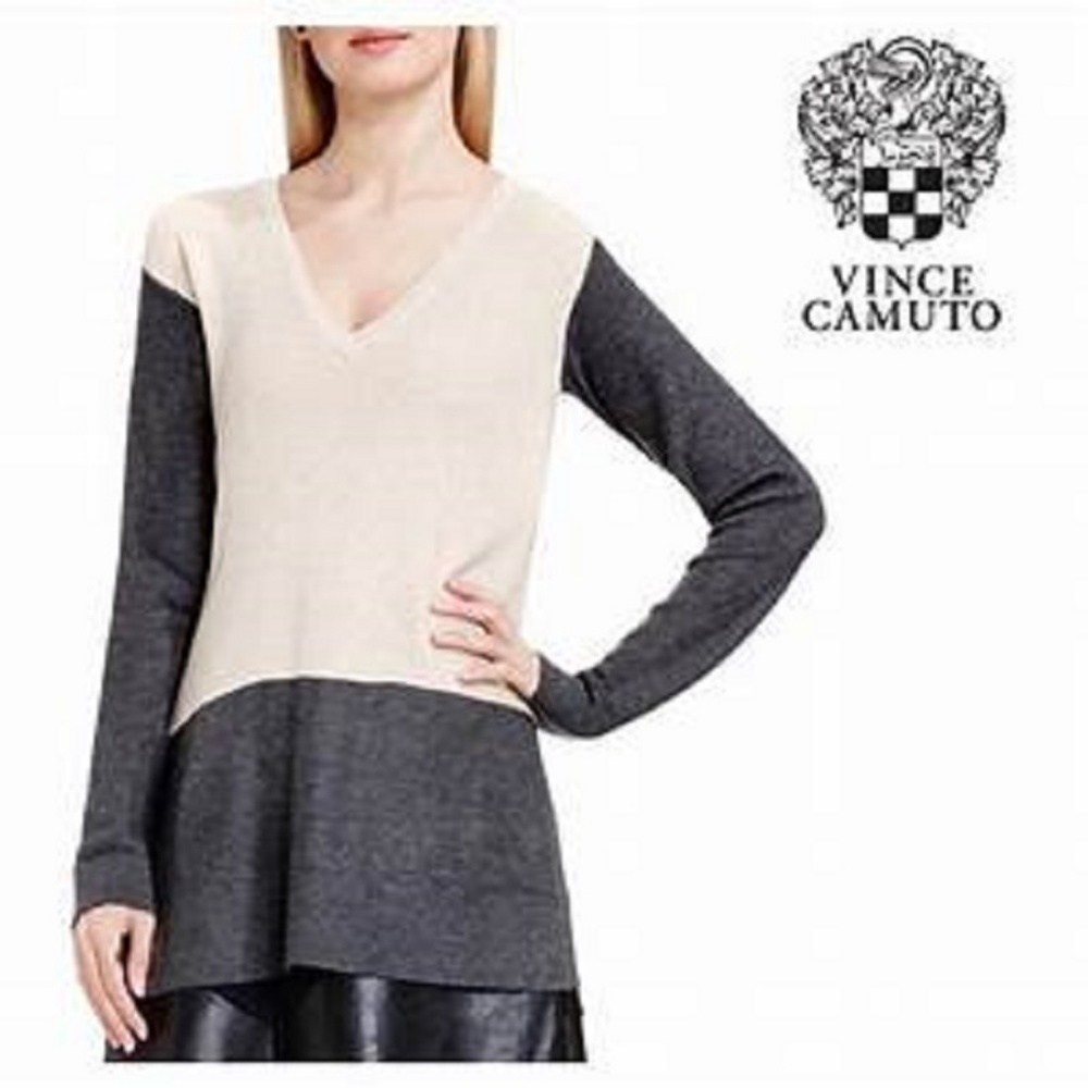 VIINCE CAMUTO Waffle Knit V-Neck Sweater ( SMALL ) - Picture 3 of 4
